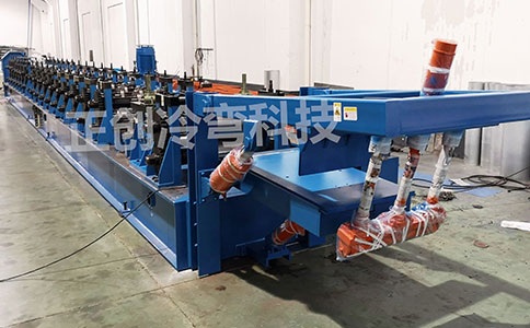 什么是汽車(chē)車(chē)廂板設(shè)備？